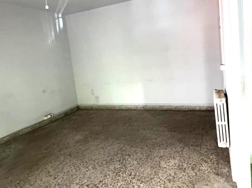 Spacious Apartment For Sale in Furn El Chebbak — 10