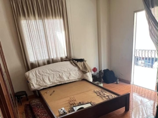 Spacious Apartment For Sale in Furn El Chebbak — 11
