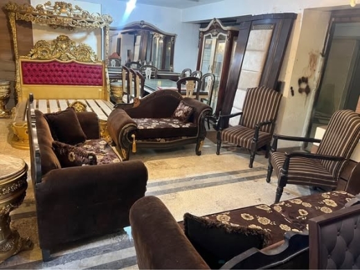 5-piece salon set — 2
