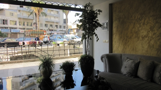 محل للإيجار طابقين موقع مميز | Duplex Shop for Rent Prime Location — 9