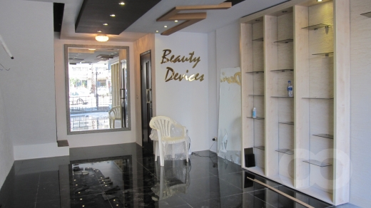 محل للإيجار طابقين موقع مميز | Duplex Shop for Rent Prime Location — 7