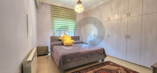 prime, quiet location/beautiful building/Well maintained… — 7