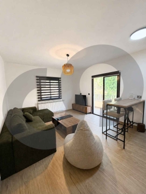 FULLY RENOVATED CHALET/MOUNTAIN VIEW/Nestled in the heart of… — 2