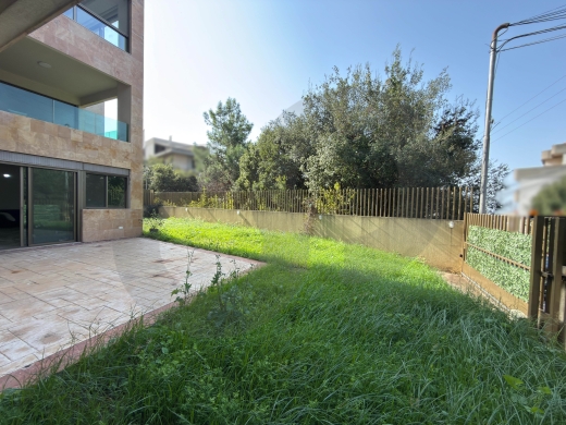 230 sqm with 170sqm garden and terrace with a private entrance is now for… — 4