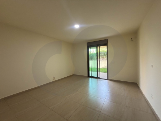 230 sqm with 170sqm garden and terrace with a private entrance is now for… — 6