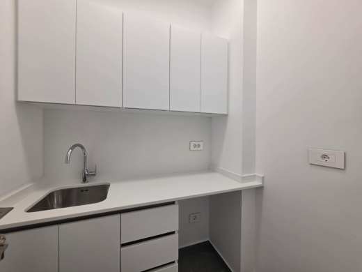 A 107 SQM Office For Rent in Horsh Tabet — 4