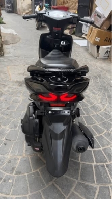 V Azzo 2025 Scooter — 5