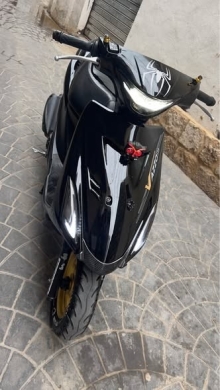 V Azzo 2025 Scooter — 4