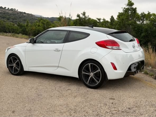 Hyundai Clean 2012 Car — 2