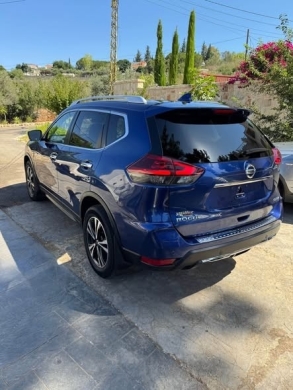 2020 Nissan Rogue SV 4WD — 5