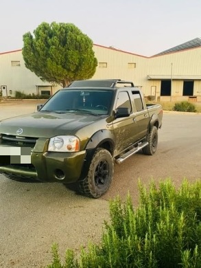 Nissan Frontier Pickup 2001 — 3