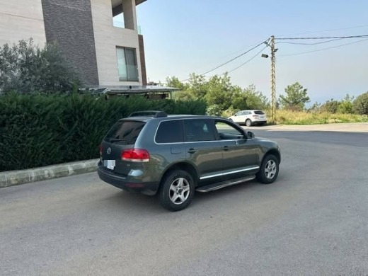 Volkswagen Touareg 2004 Full Options — 4