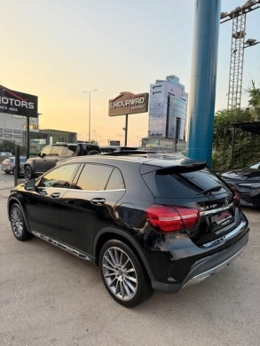 Mercedes Benz GLA 250 4Matic 2019 — 4