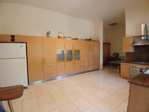 Luxurious High-End Finishing Triplex Villa For Sale in Khenchara — 18