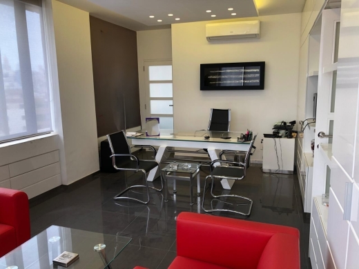130 SQM Office Fully Furnished & Decorated For Sale in Mirna Chalouhi