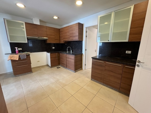 Unfurnished 3-Bedroom Apartment For Sale in Hamra, Ras Beirut — 5