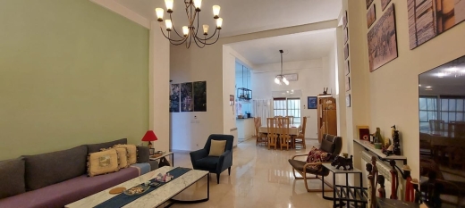 Beautiful Apartment For Sale in Furn El Chebbak — 4