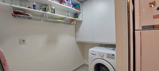 Beautiful Apartment For Sale in Furn El Chebbak — 17