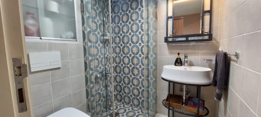 Beautiful Apartment For Sale in Furn El Chebbak — 15