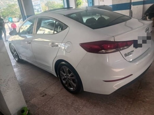 Hyundai Elantra 2018 SEL — 4