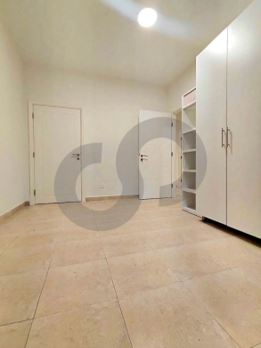 Semi-furnished/fully renovated/beautifully decorated/Jdaideh,metn/الجديدة/REF#EH142213 — 7