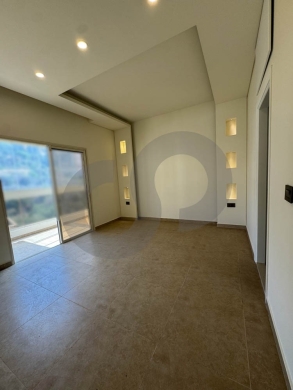 luxury/decorated /residential area/beautiful view/Haret Sakher,KESEROUAN/حارة صخر… — 2