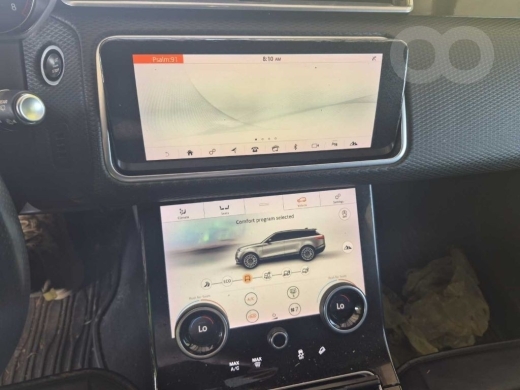 Range Rover Velar 2020 S Clean Carfax | رينج روفر فيلار 2020 بحالة ممتازة — 5