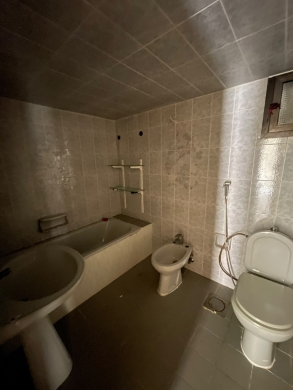 Spacious Apartment With Sea View For Sale in Dawhit El Hoss — 11
