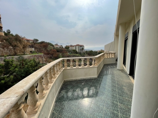 Spacious Apartment With Sea View For Sale in Dawhit El Hoss — 5