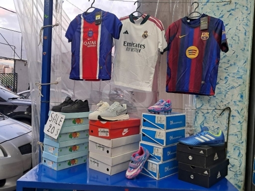 football shoes and shoes اسبدرينات فوتبول حذاء كرة قدم ولادي ورجالي ونسواني — 7