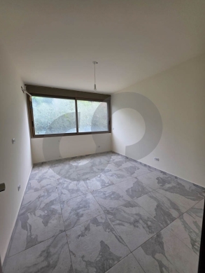 HOT DEAL/natural light/oversized windows/prime location/Broummana,metn/برمانا/REF#HI142241 — 4