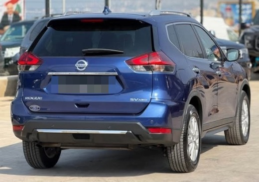 Nissan Rogue SV 4WD 2019 — 4