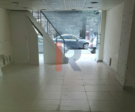 R9-4067 100m² 2-Floor Retail Shop for Rent on Azmi Street Tripoli | 1 Facade