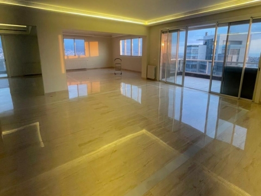 Grand & Elegant Apartment with Sea & City Views For Rent in Achrafieh, Rizk