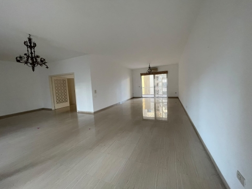 Spacious Apartment For Rent in Ain al-Mraiseh, Ras Beirut — 2
