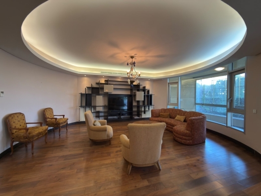 Spacious Apartment For Rent in Achrafieh, Near Charles Malek — 7