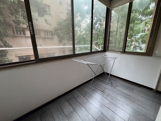 High-End Fully Furnished Apartment For Rent in Ain Al Mraiseh, Ras Beirut — 19