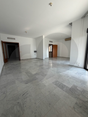 Apartment for rent/Well-maintained building/two minutes from the… — 2
