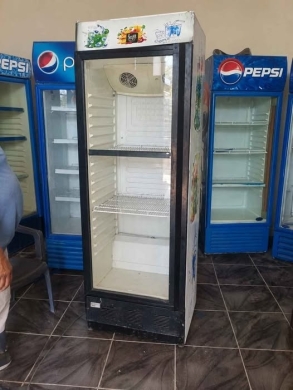 Display Cooler Fridge