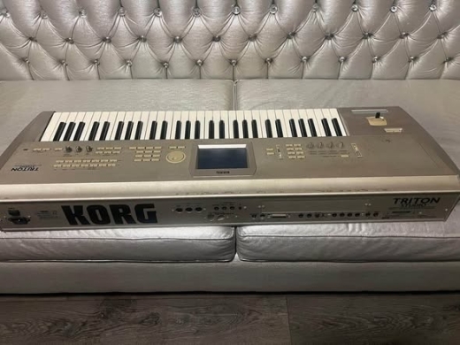Korg Triton Studio — 2