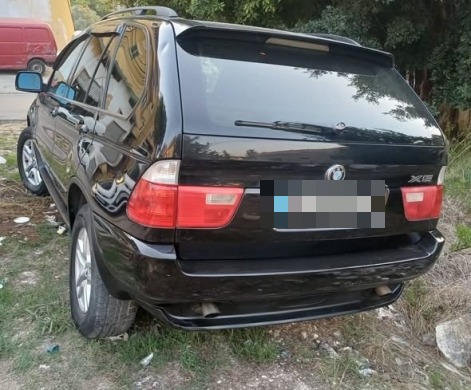 BMW 2005 6-Cylinder Vehicle — 2
