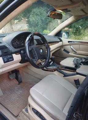 BMW 2005 6-Cylinder Vehicle — 5