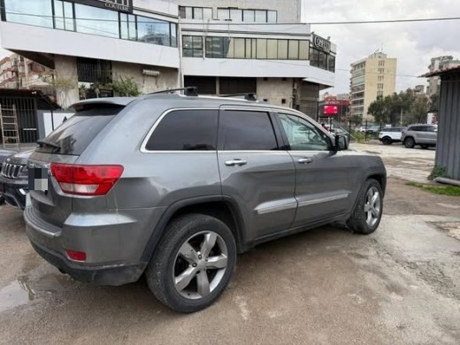 Jeep Cherokee Overland 2011 — 3