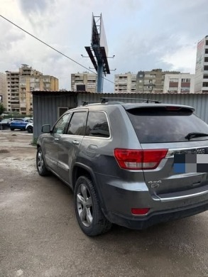 Jeep Cherokee Overland 2011 — 5