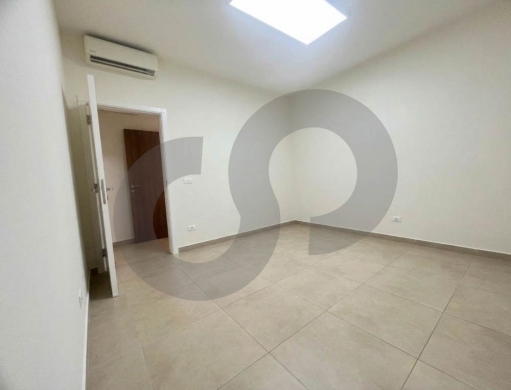 spacious/well-maintained/Fully furnished/decorated/ACHRAFIEH,BEIRUT/الأشرفية/REF#HJ142329 — 2