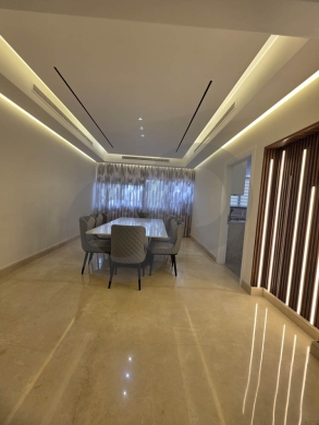 prestigious area/high floor/partial sea view/fully… — 2