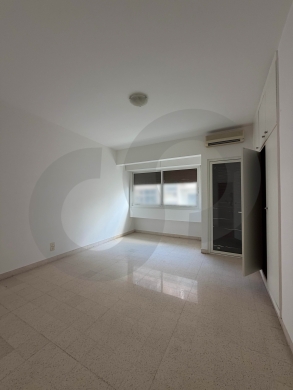 300 SQM Apartment for sale/Needs renovation/Prime… — 7