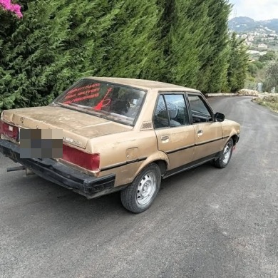 Toyota Corolla 1982 for parts — 4