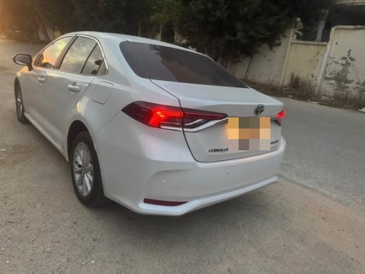 Toyota Corolla 2022 Hybrid — 3
