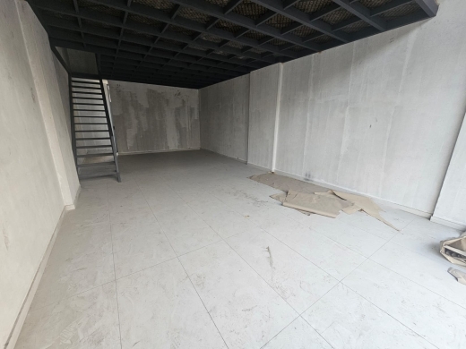 Duplex Shop For Rent in Prime Location in Sad El Baouchriye